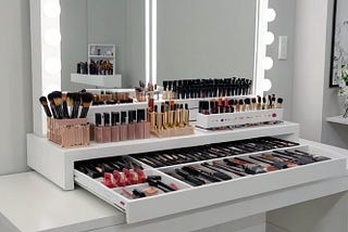 Makeup-Organizer-1