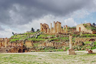 Image of the ruins of the Olympiad temple to the Greek God Zeus