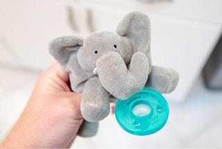 Dad Review of Wubbanub Pacifiers