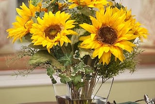 petals-sunflower-silk-centerpiece-1
