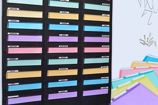 ultimate-office-walmaster-heavy-duty-30-pocket-wall-chart-filing-system-for-classroom-and-office-wal-1