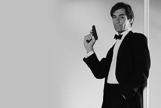 Battle of the Bonds // Part 004 // Timothy Dalton