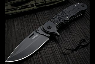 Combat-Pocket-Knife-1