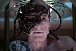 Co-Intelligence: con-vivere con l’intelligenza artificiale senza sentirsi inutili