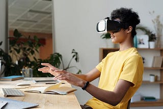 AI and the Job Market: Opportunities and Challenges