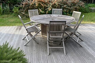 round Dining Table with Chairs, garden furniture dining set.