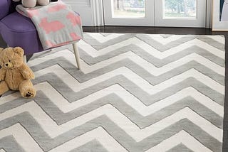 safavieh-kids-basic-chevron-wool-area-rug-grey-ivory-4-x-6-1