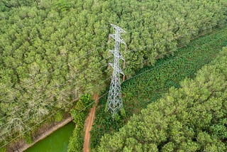 Rethinking Vegetation Management on Electric Utility Corridors — combining AI & Satellite Data
