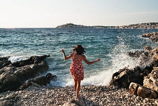 There Are Three Types of Modern Humans, And Only One Can Reach Irreversible Happiness