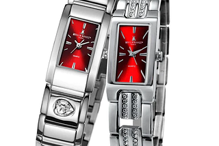 What is the difference between wrist watch and a digital watch?