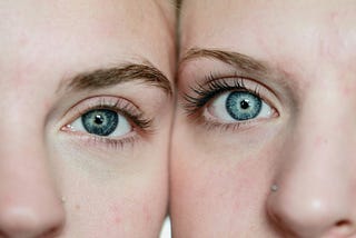 Behind the Smile and Nod: The Illusion of Understanding in Medical Consultations
