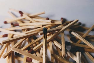 A pile of matches, some burnt.