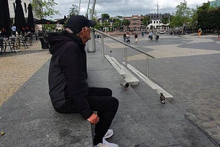 My brother is homeless in the Netherlands, is it his own fault?