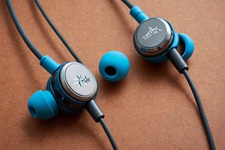 Wired-Earbuds-1