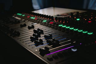 Dynamic Audio Output Switching with JavaScript