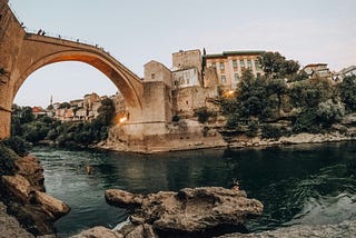 Travelling in Time with Bosnian Chronicle