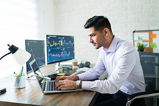 Who is a stockbroker?