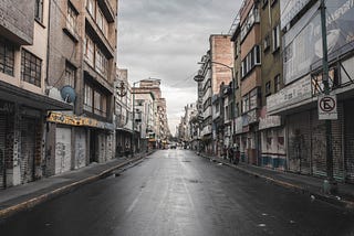 El tanque medio vacío