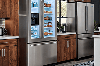 Refrigerator-With-Ice-Maker-1