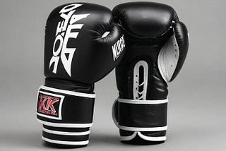 Kickboxing-Gloves-1