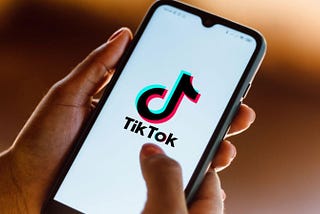 TikTok Marketing: How To Grow Your Fan Base on TikTok in 2022