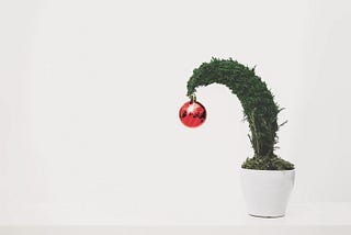 Keep the Peace this Holiday with 3 Distraction Defenses