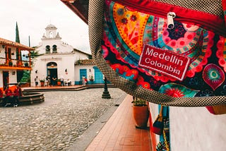 purse with zipper, with name Medellin Colombia