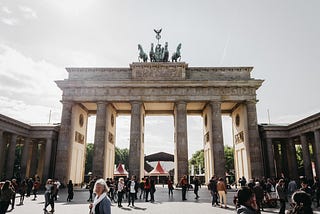 Almanlar bizi kıskanıyor mu? Berlin’de yaşam nasıl?