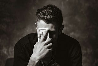 5 Major Money Mistakes That Keep You Broke Even If You Earn $100K/Year