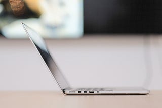 WHY PRO-MacBookPro Users Don’t Mind A Thicker Laptop