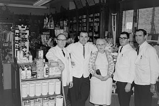 SOME FAMOUS PHARMACISTS TO INSPIRE YOU!