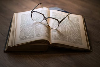 9 WAYS YOU CAN BUILD A READING HABIT