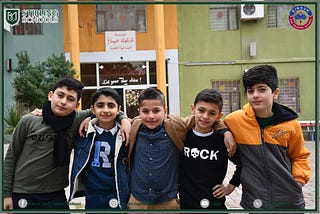 RENKLİ OKUL