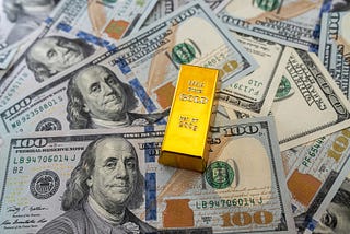 Why the Price of Gold Tends to Rise and Fall