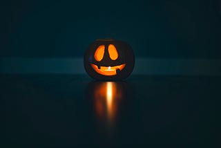 Immersive Review Rundown: The One With Spooky Comic Books & The Titanic