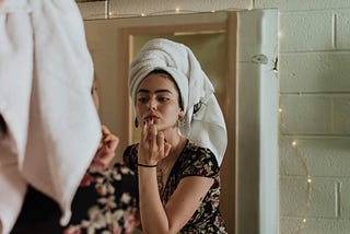 Yes, Having A Pretty Face Is A Curse