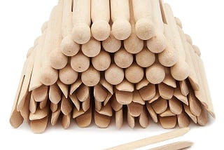 High-Quality Wooden Clothespins for Creative Projects | Image