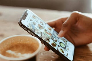 11 Instagram Accounts That Feel Cozy & Connected