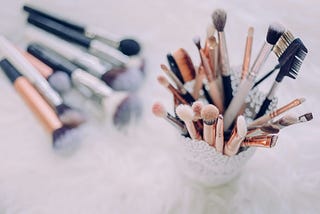 Beauty Boss: How to Turn Your Passion for Makeup into a Profitable Online Business