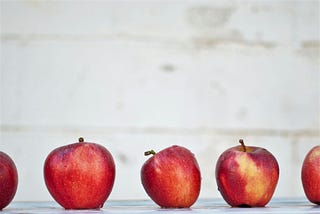 Showing Your Flaws Can Make You More Persuasive: The Pratfall Effect