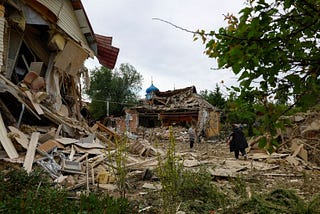 EU, UK leaders speak with Trump before his Putin call as Ukraine hit