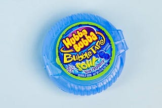hubba-bubba-bubble-gum-sour-blue-raspberry-bubble-tape-2-0-oz-1