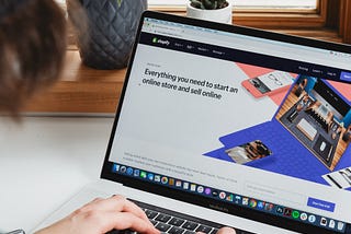 Mastering the Art of E-commerce: Building a Successful Store with Shopify