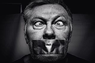 The extrovert hater: war on stupid