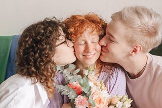 Enjoy Guilt-Free Polyamory with Healthy Boundaries