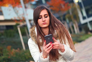Spending more time on smartphone linked to impulsiveness