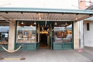 Top 5 Starbucks Pike Place Main Shop Seattle Photos