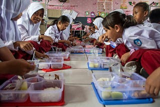 Resiliensi Dunia Pendidikan: Strategi Bertahan dan Berkembang di Tengah Pemangkasan Anggaran