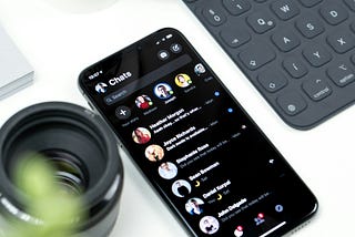 Dark Mode vs Light Mode in UX: Which Optimizes User Experience Better?