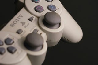 Sony’s Iconic PlayStation 1 Controller: An Overview Of Its Design & Legacy